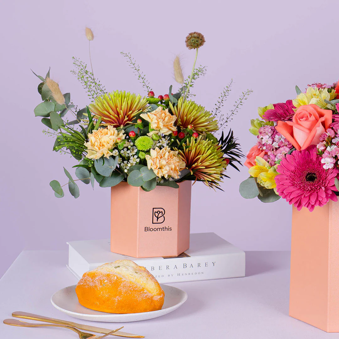 Adora Peach Carnation Flower Box - Image 7