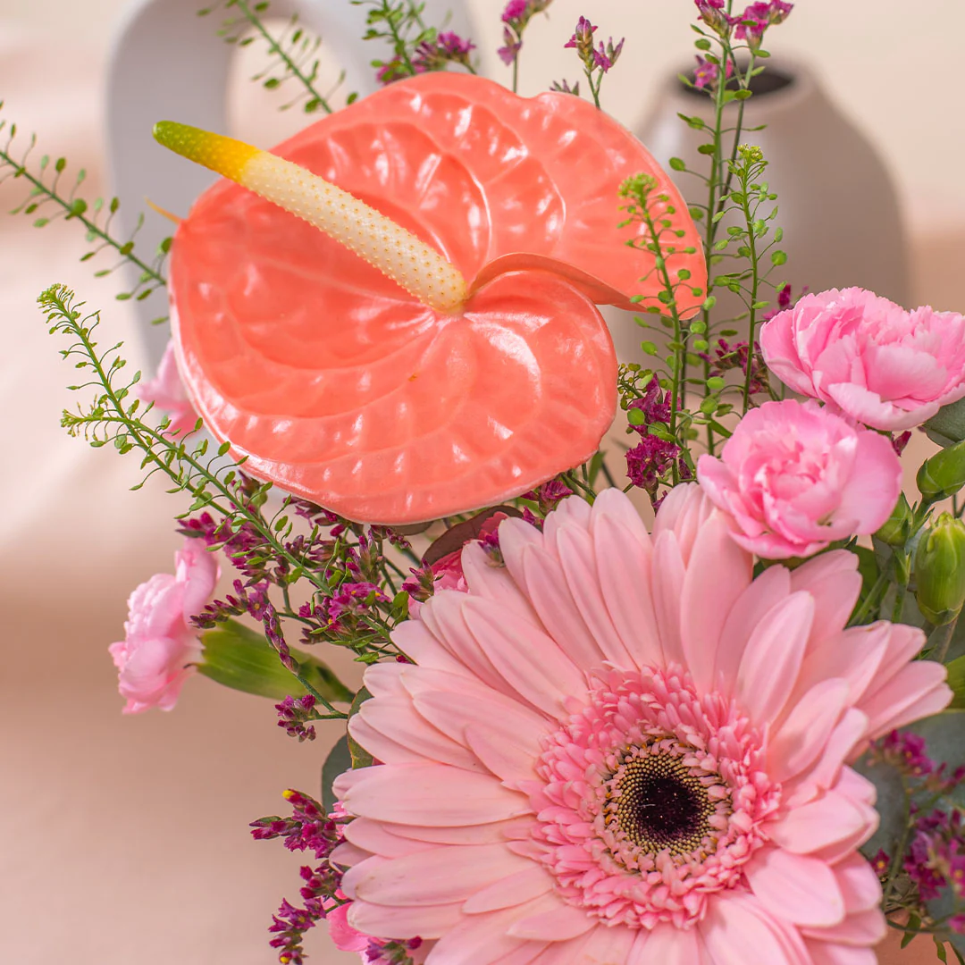 Ariel Gerbera Mini Flower Box - Image 4