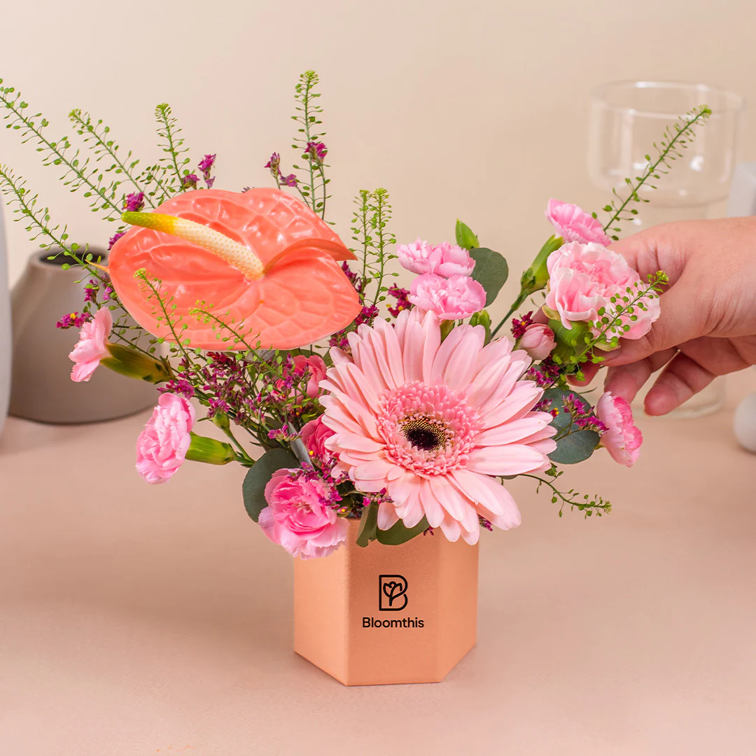 Ariel Gerbera Mini Flower Box - Image 5