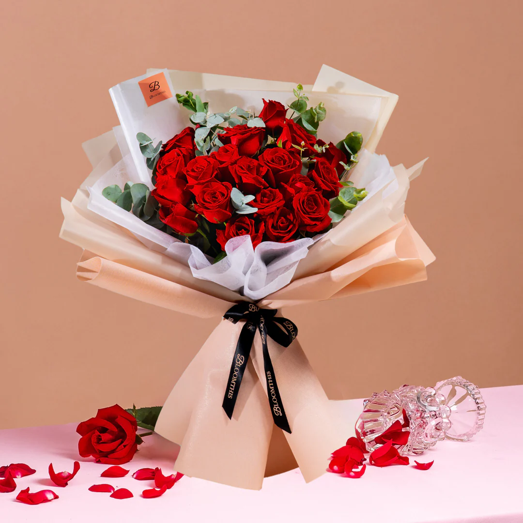 Ashley Red Rose Bouquet - Image 3