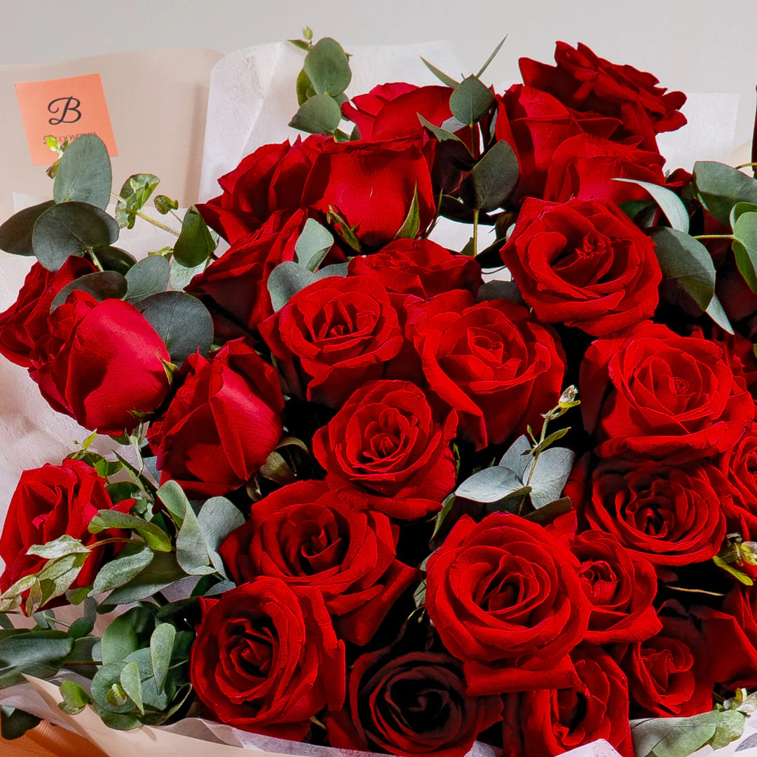 Ashley Red Rose Bouquet - Image 7