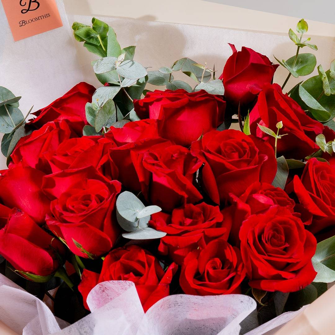 Ashley Red Rose Bouquet (MDV) - Image 5