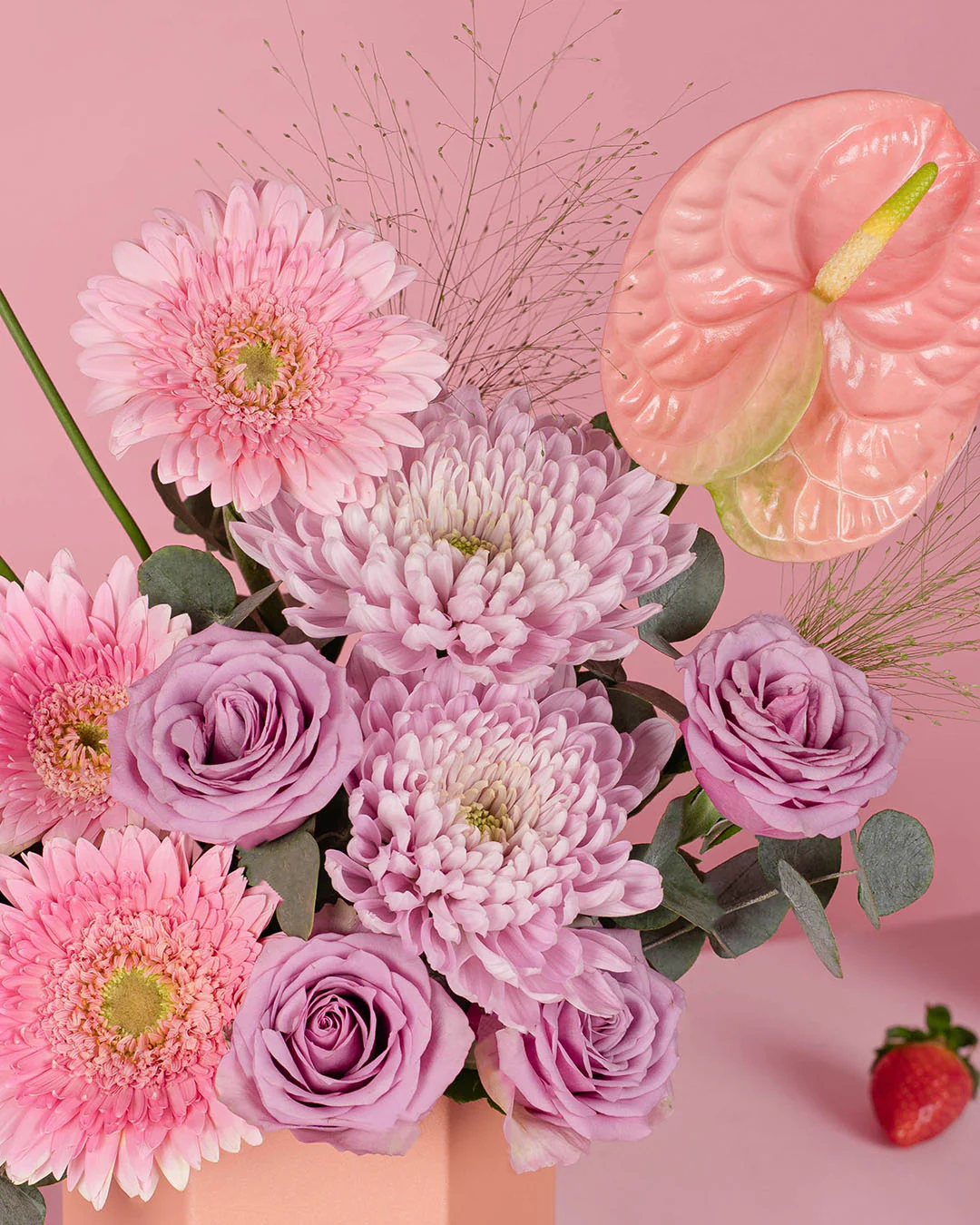 Ayame Pink Gerbera Flower Box - Image 5