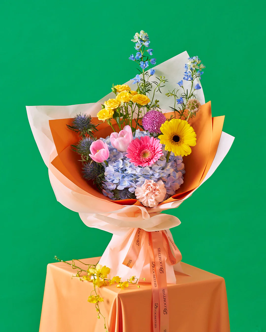 boujee blue hydrangea bouquet - Image 3