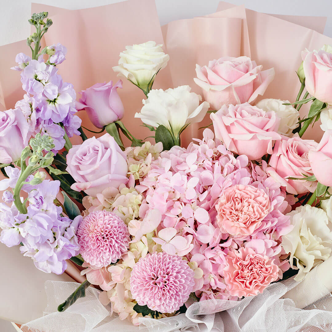 Casabella Pink Hydrangea Bouquet - Image 4