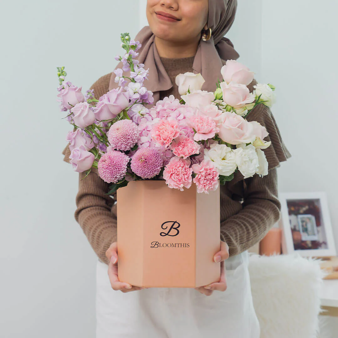 Casabella Pink Hydrangea Flower Box - Image 3