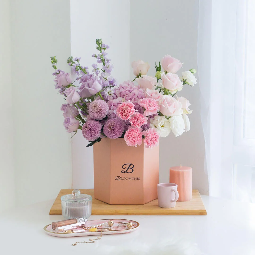 Casabella Pink Hydrangea Flower Box - Image 4