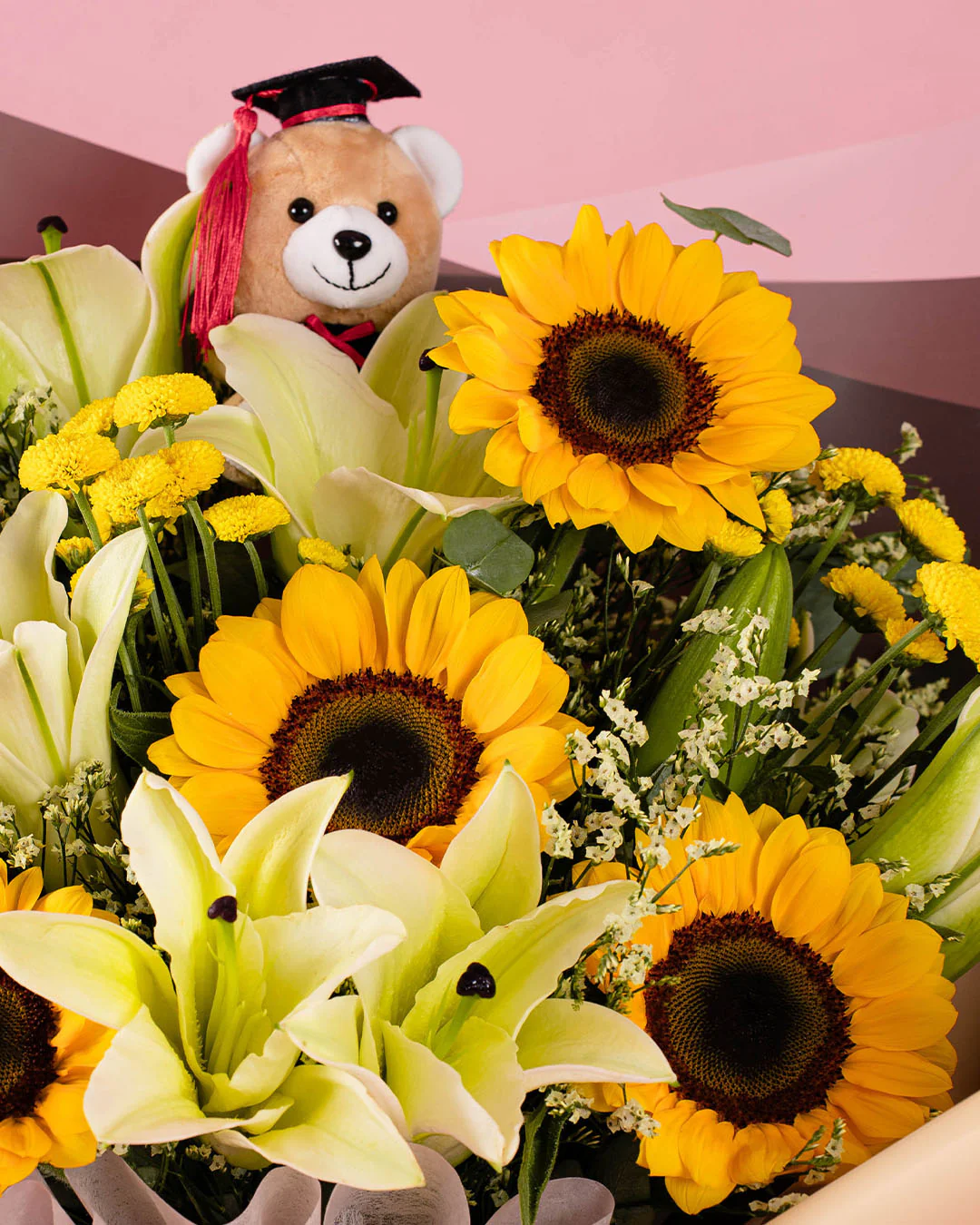 Cheyenne Sunflower Graduation Bear Bouquet - Image 5