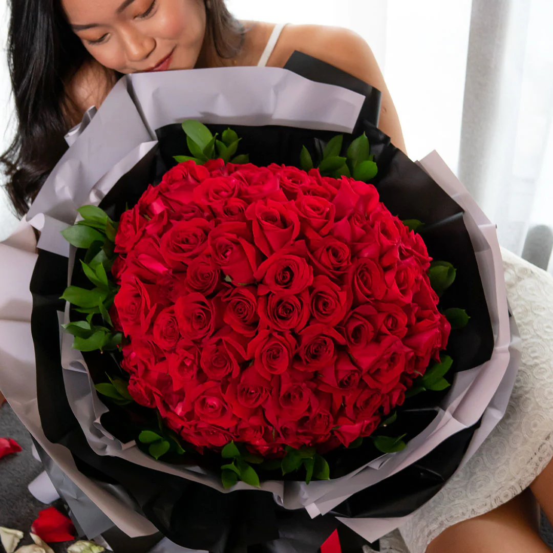 Darling Red Rose Bouquet - Image 6