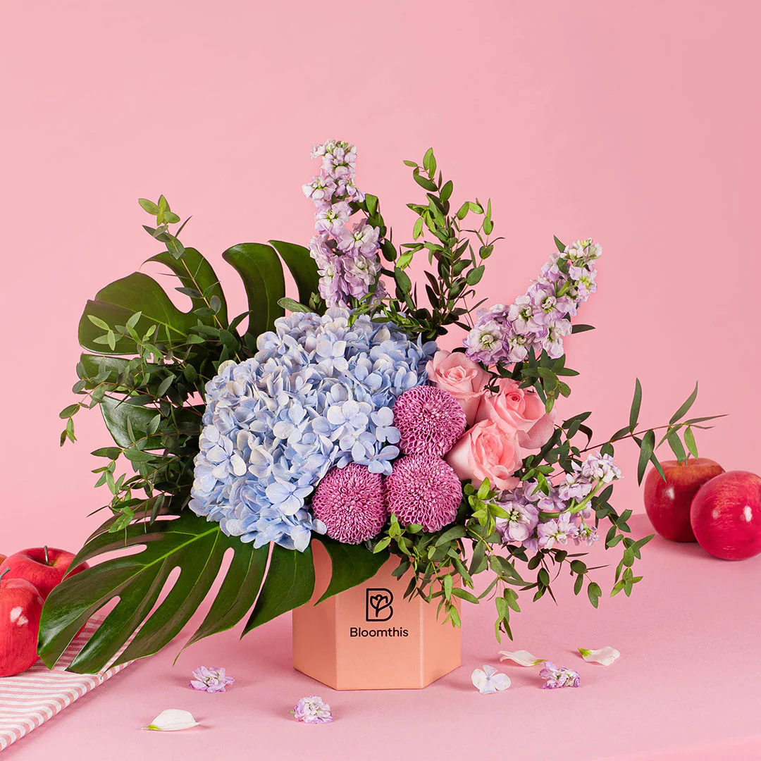Diana Hydrangea & Rose Flower Box - Image 3