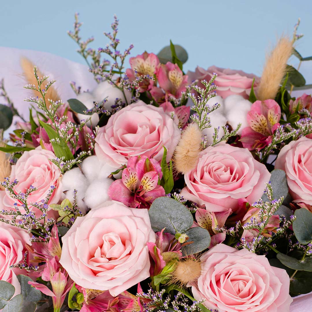 Esmerelda Pink Rose Flower Box - Image 5