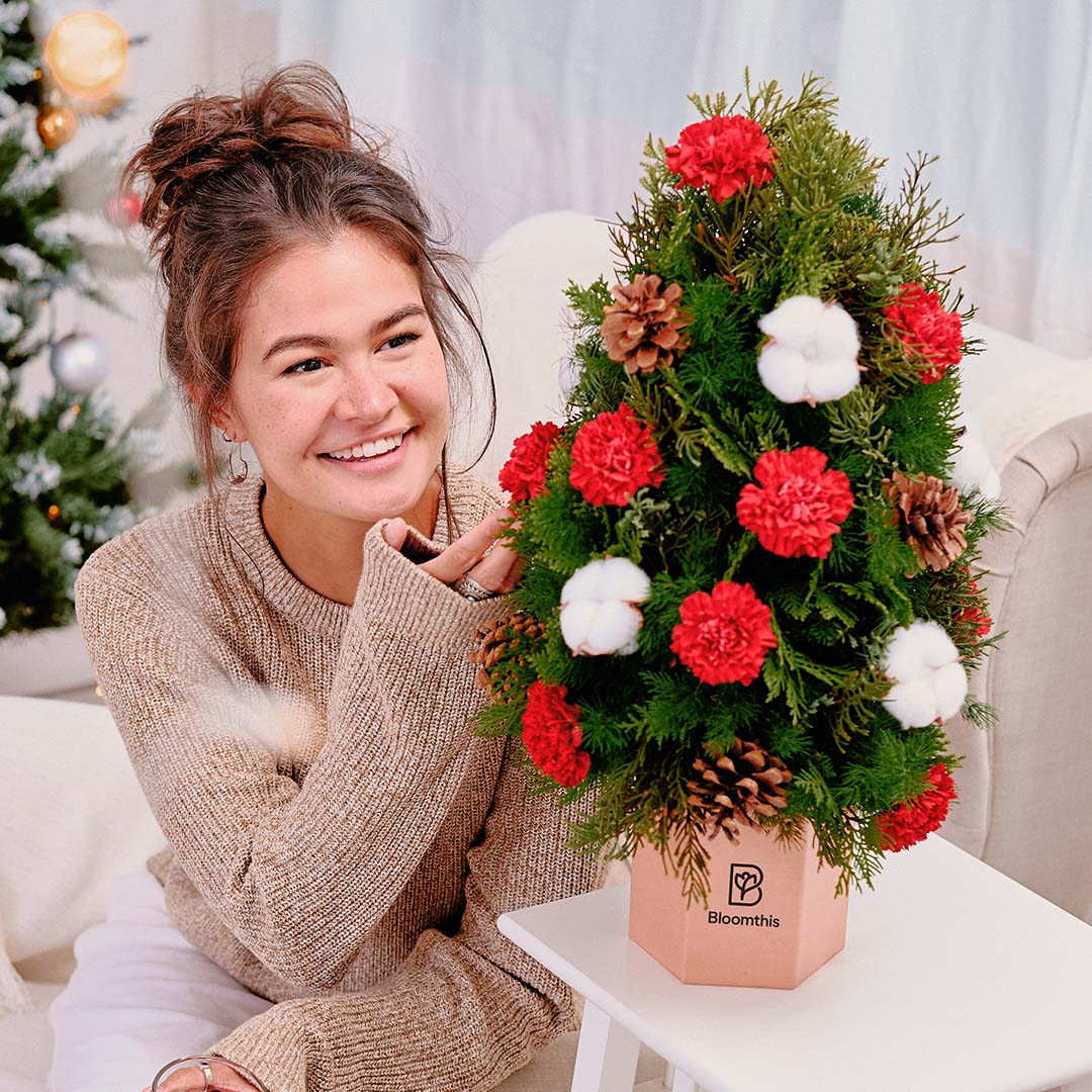 Gabrielle Christmas Tree Flower Box - Image 4