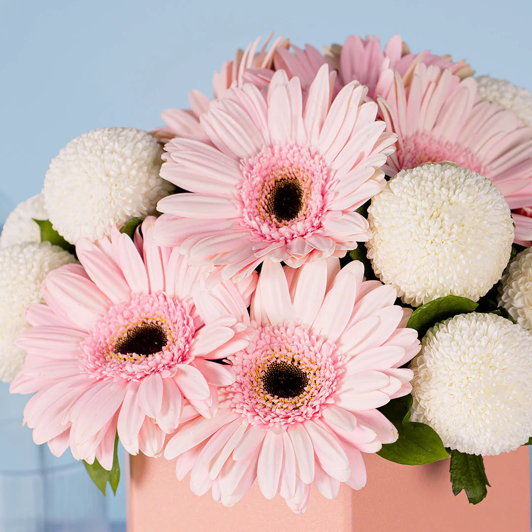 Grace Pink Gerbera Flower Box - Image 5