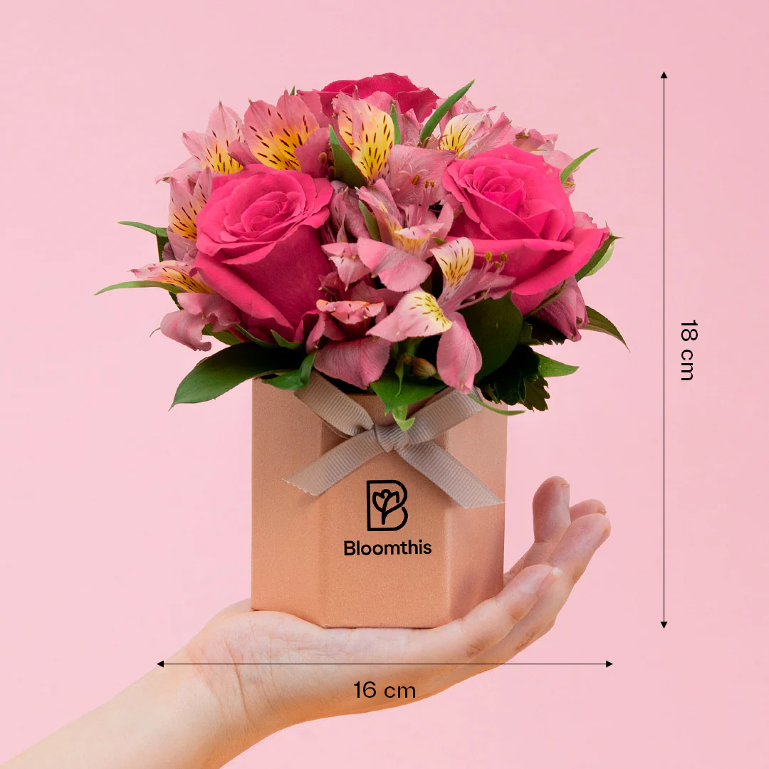 Gwendolyn Rose Mini Flower Box - Image 6