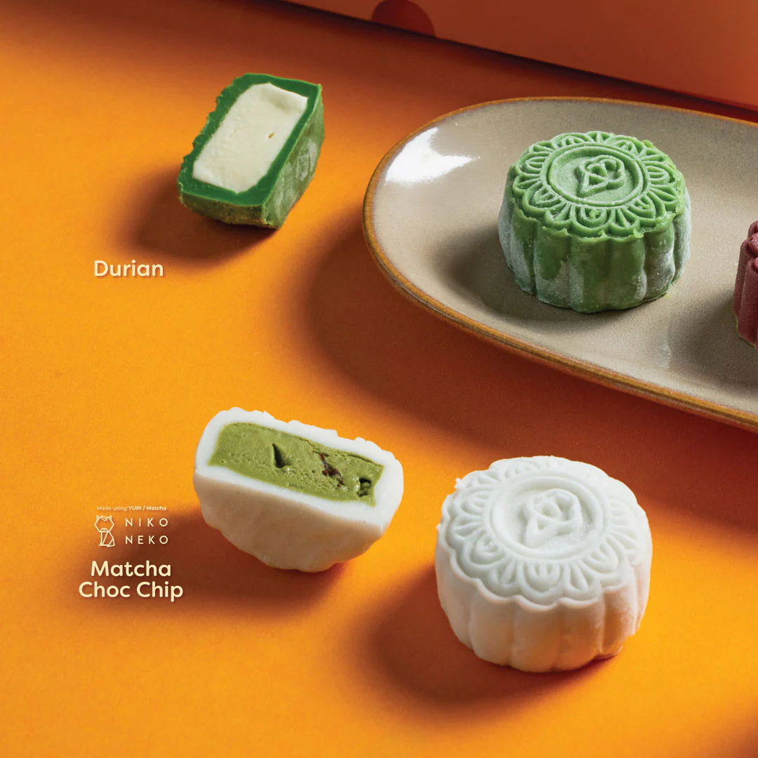 Inside Scoop 9-Piece Ice Cream Mini Mooncake Gift Set - Image 4