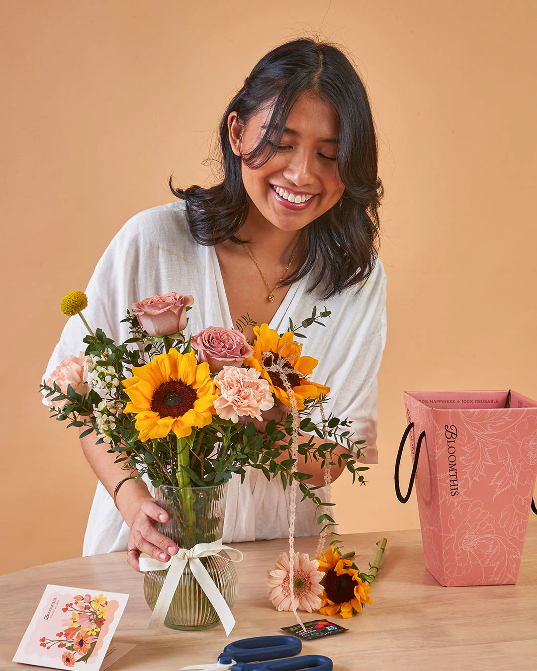 Iriana Yellow Sunflower & Rose Mini BloomBag & Vase (MDV) - Image 4