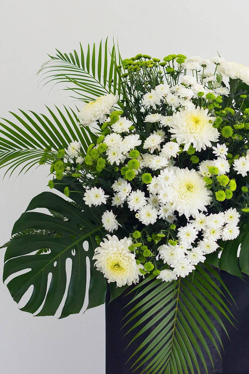 Jophiel Funeral Flower Stand - Image 3