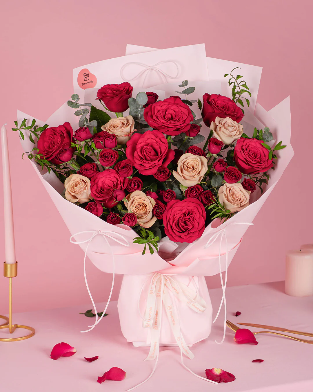 Lauren Red Rose Bouquet - Image 6