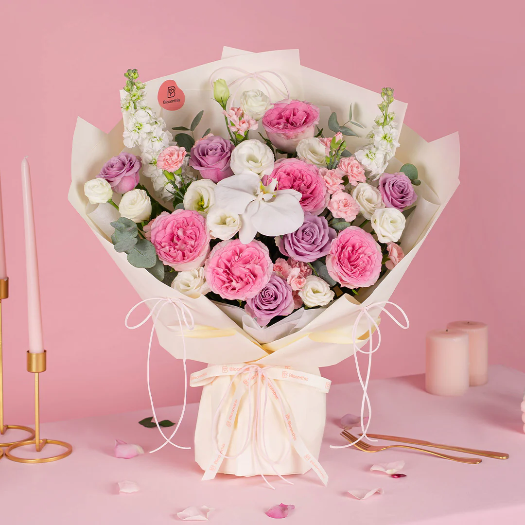 Laycie Lilac Rose Bouquet