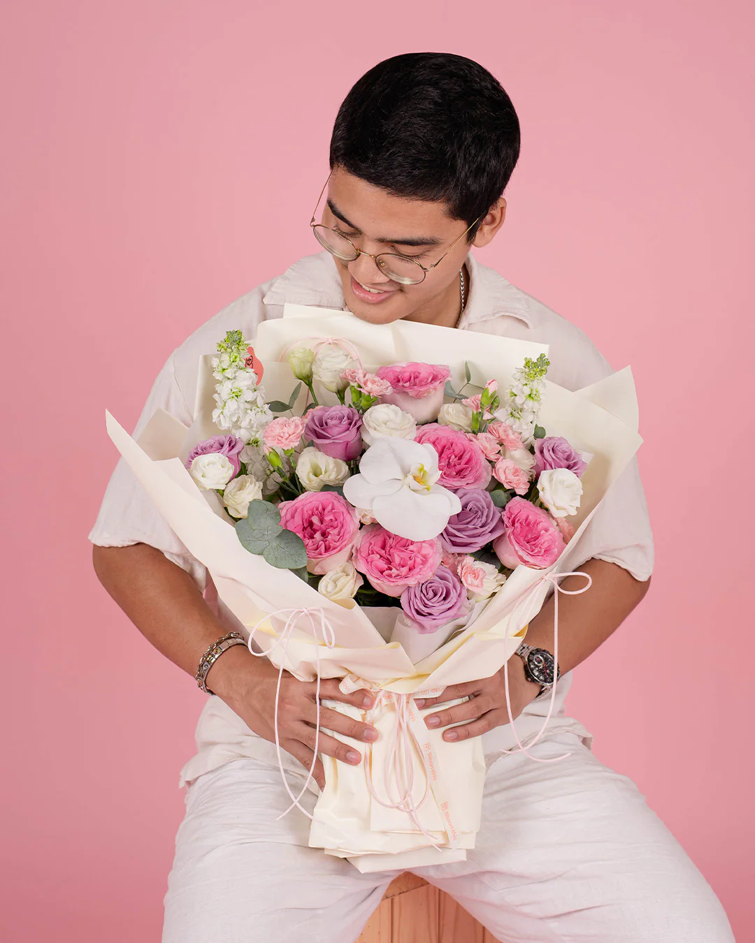 Laycie Lilac Rose Bouquet - Image 6