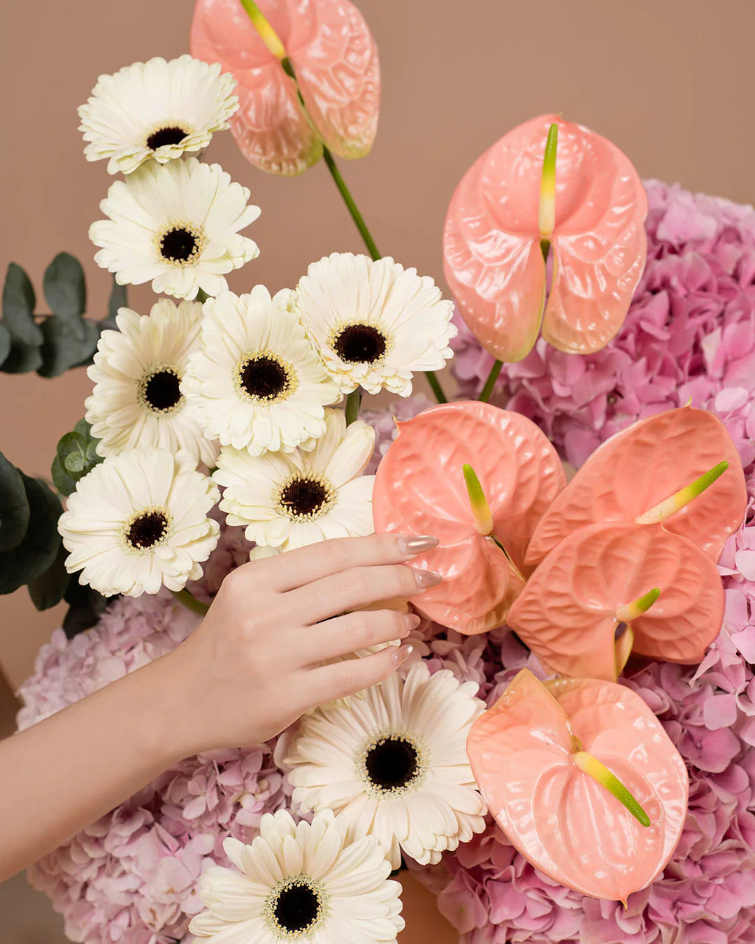 Luxe Aegean Pink Hydrangea Flower Box - Image 4