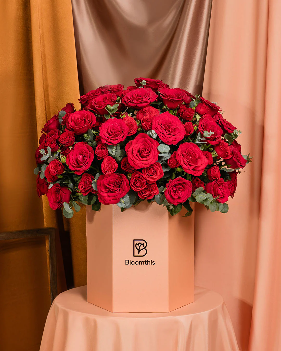 Luxe Kate Red Rose Flower Box - Image 2