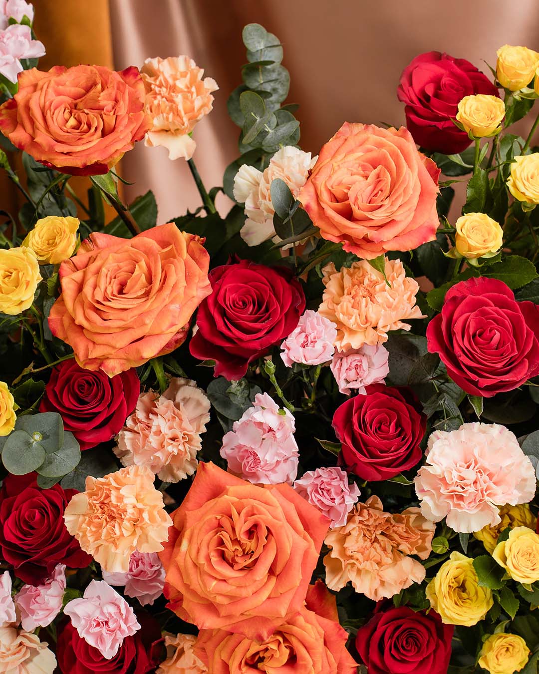 Luxe Marmara Red Rose Flower Box - Image 4
