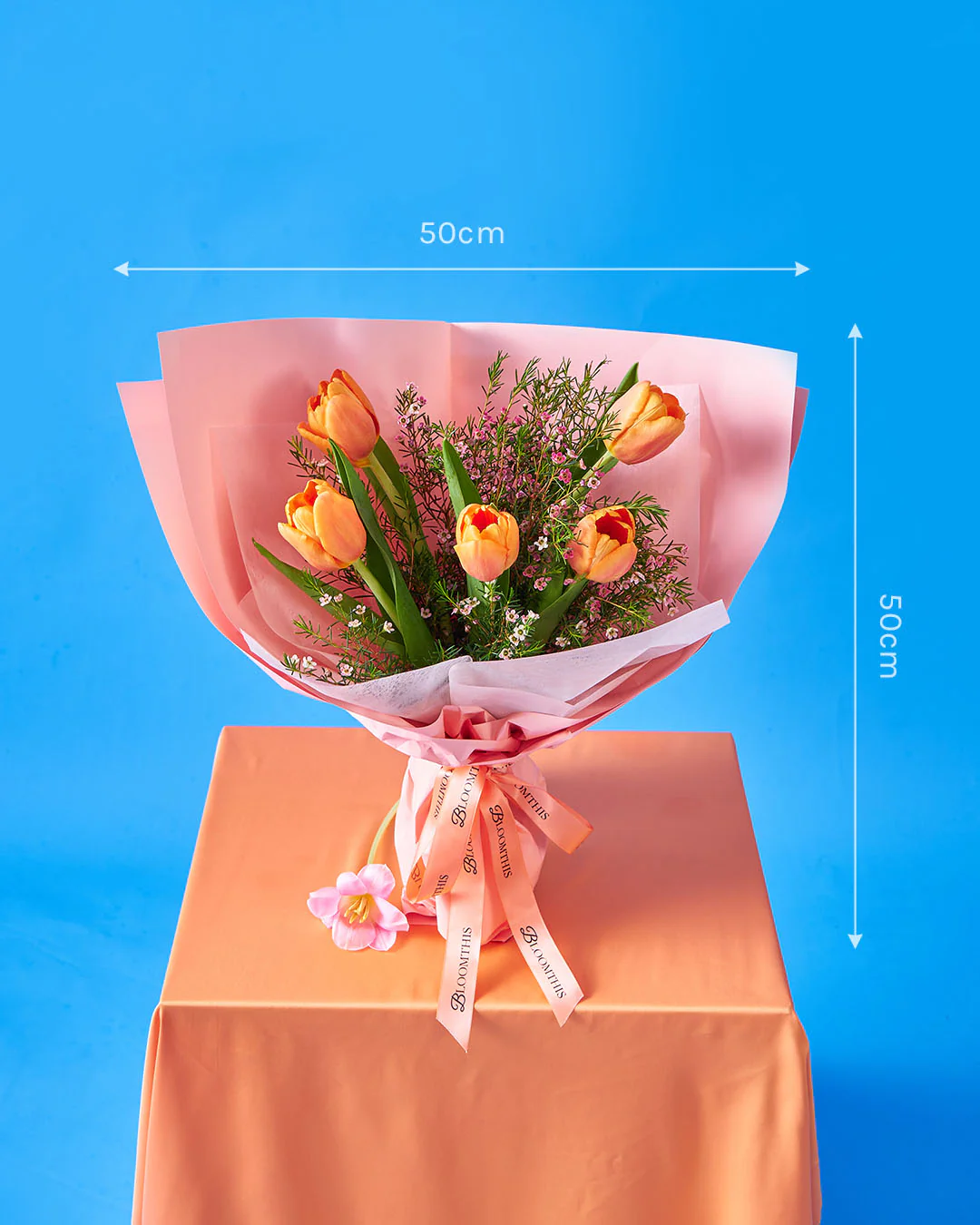 main character energy orange tulip bouquet - Image 9
