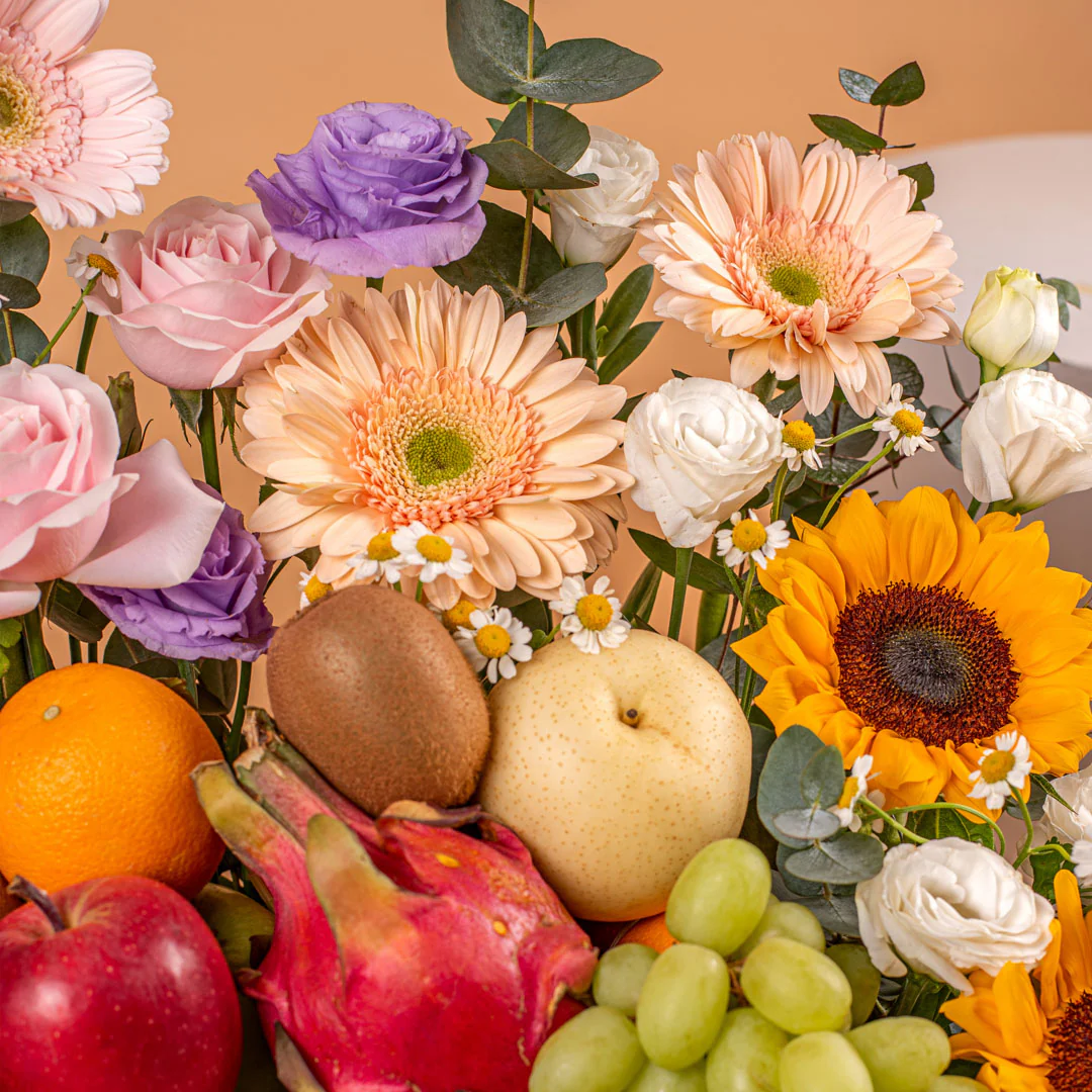 Moana Flowers & Fruit Basket - Image 4