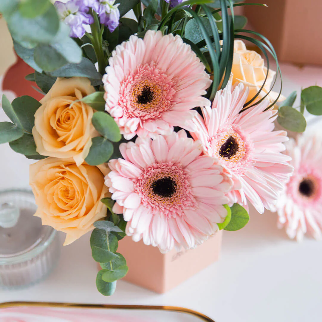 Naomi Pink Gerbera Flower Box - Image 6