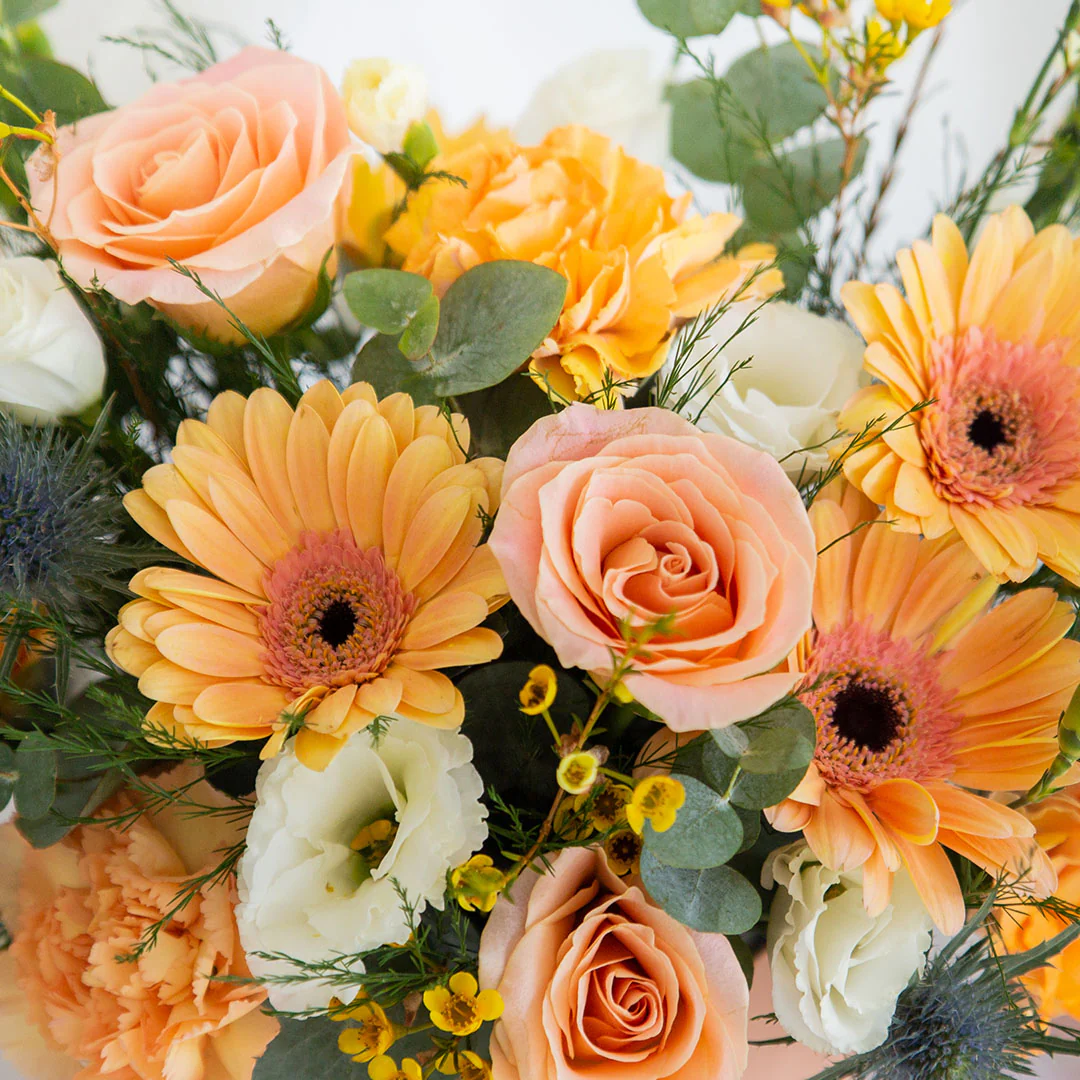 Neveah Peach Daisy Flower Box - Image 5