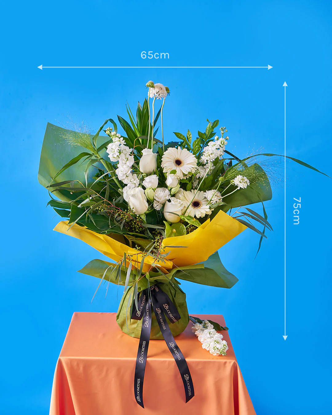 no filter white rose bouquet - Image 9