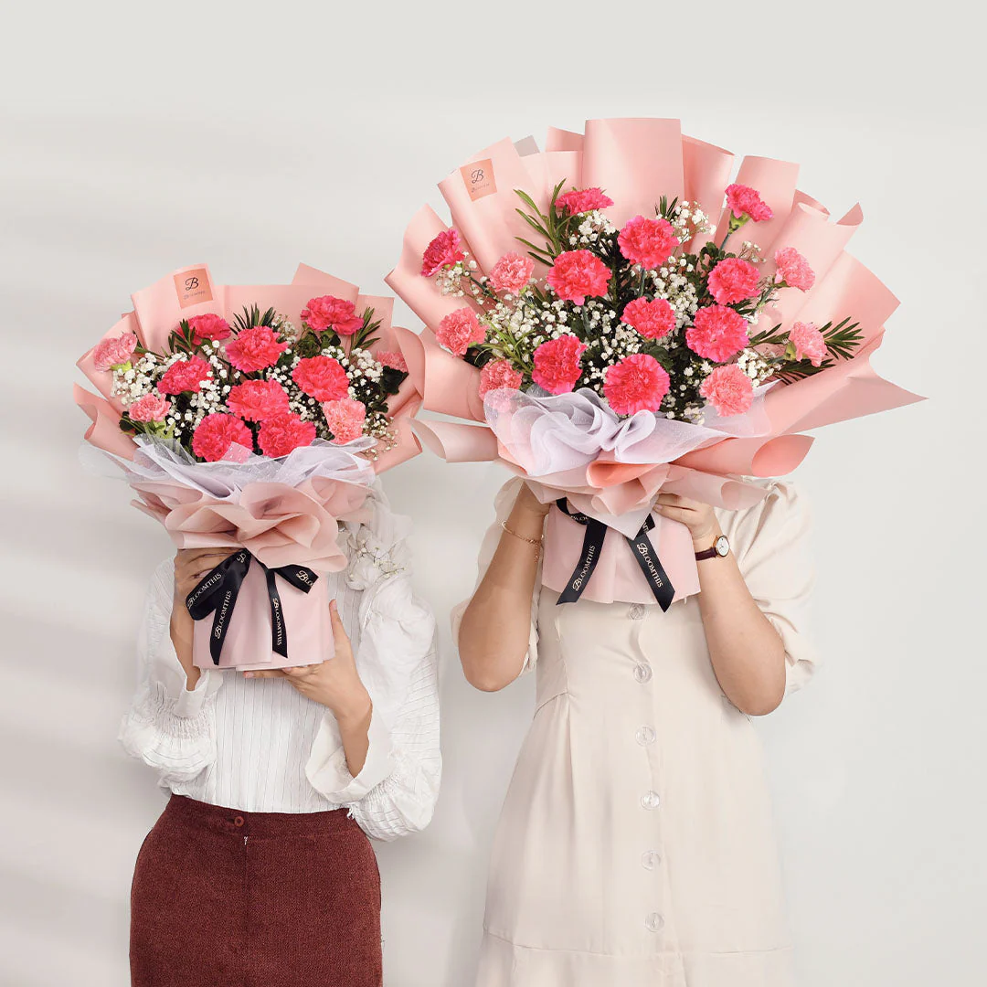 Pia Pink Carnation Bouquet (MDV) - Image 7