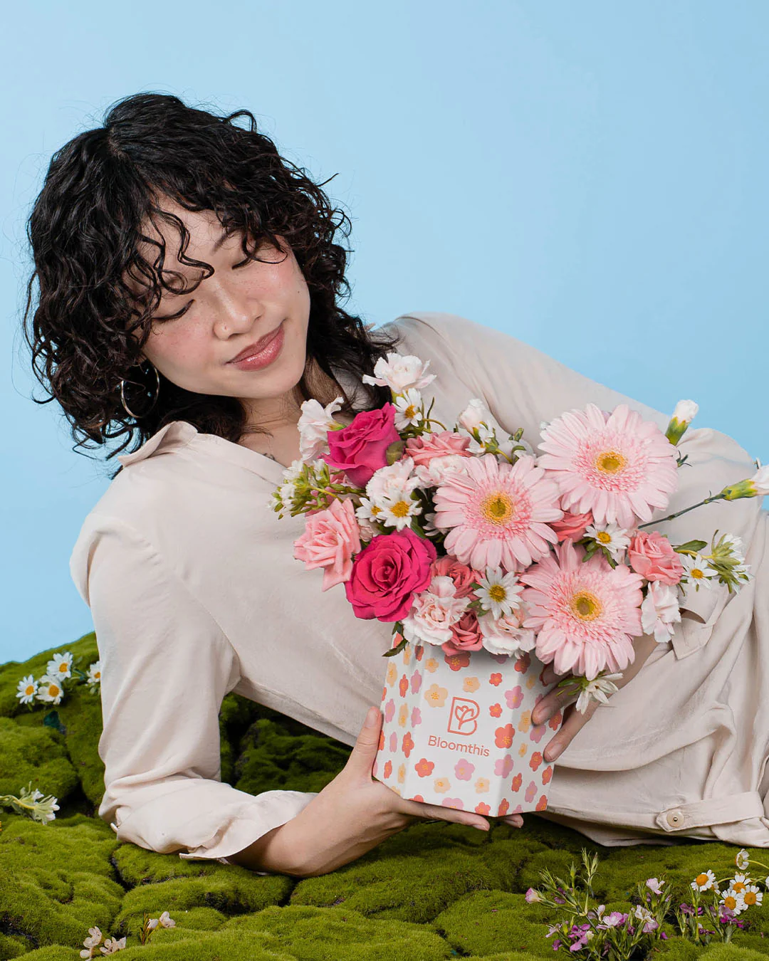 Spring Whimsy Zandra Pink Gerbera Flower Box - Image 7