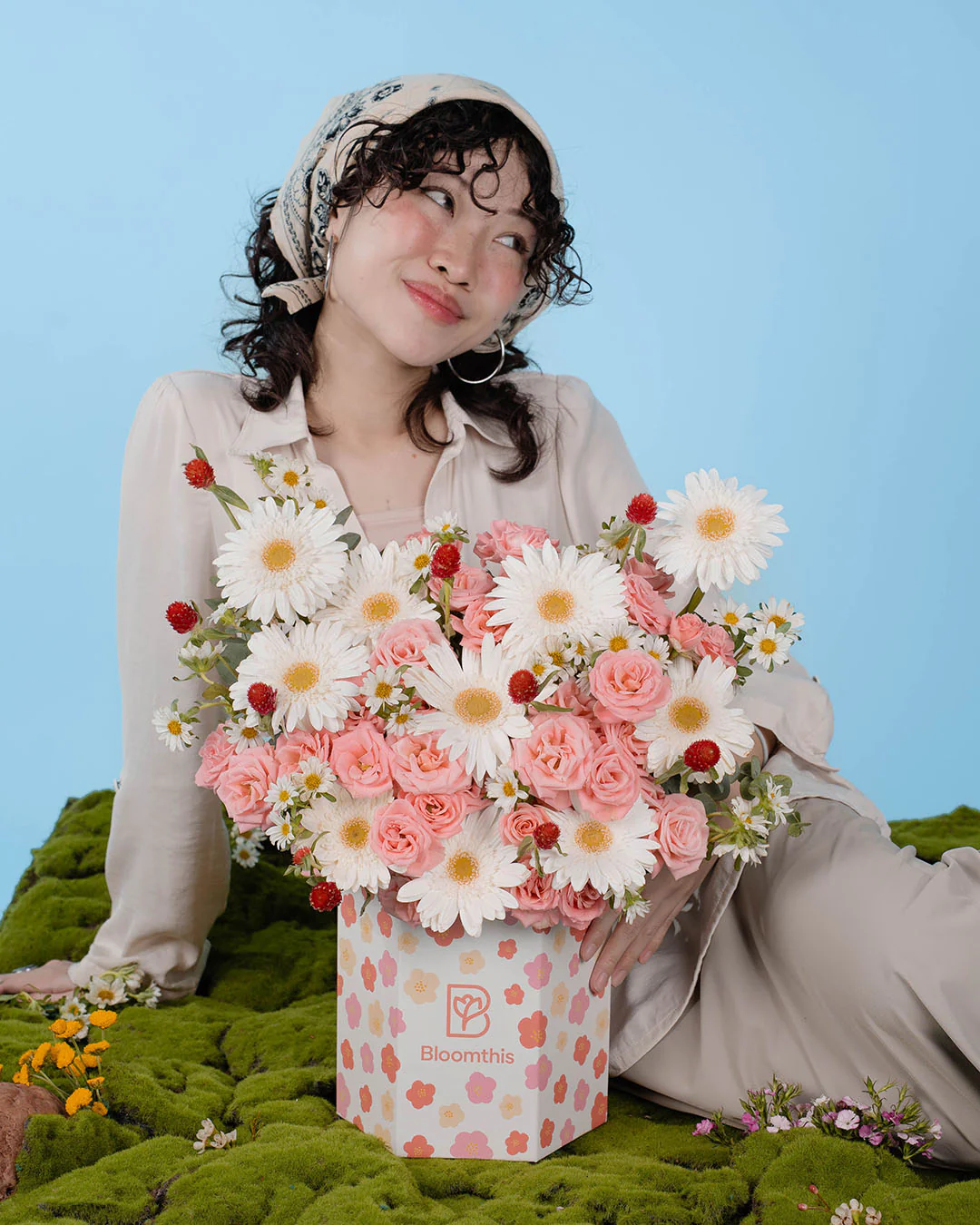 Spring Whimsy Zinnia White Gerbera Flower Box - Image 2
