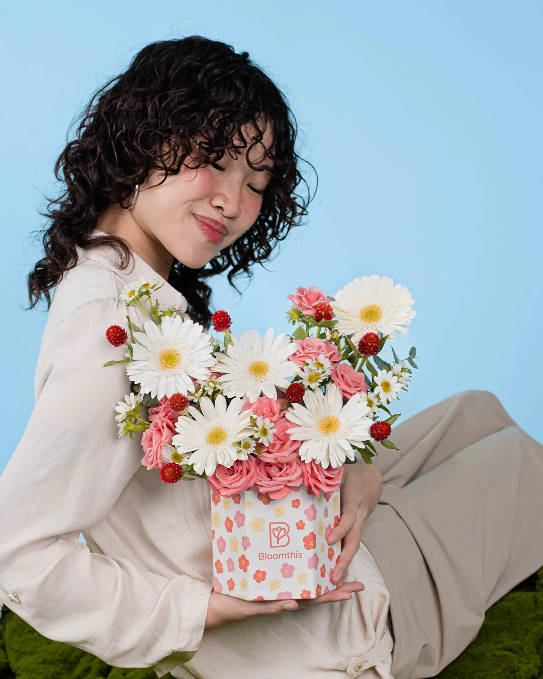 Spring Whimsy Zinnia White Gerbera Flower Box - Image 7