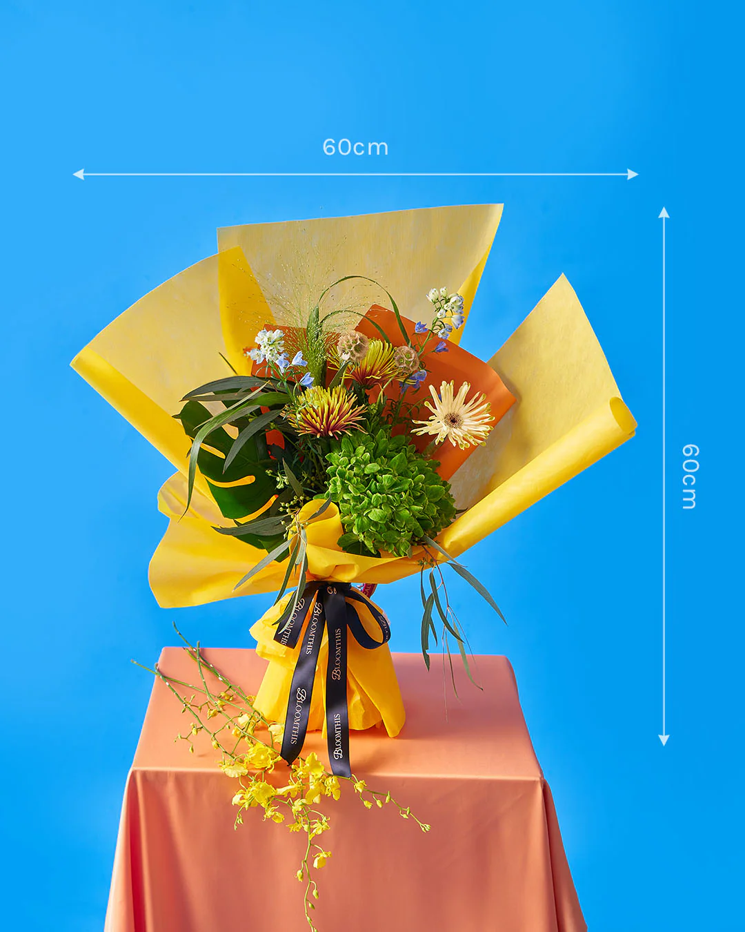 the rizz green hydrangea bouquet - Image 9