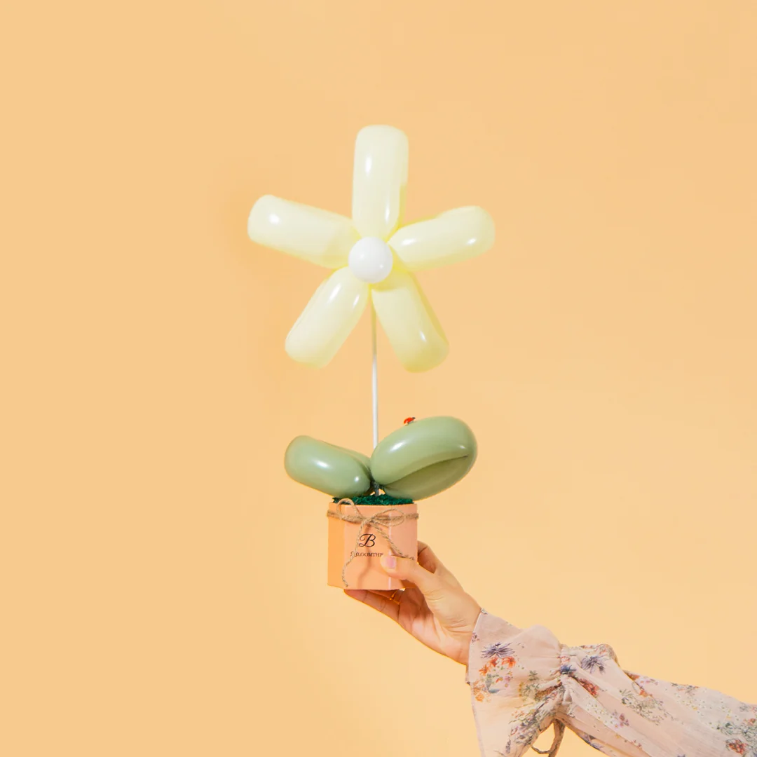Yellow Daisy Balloon Box - Image 4