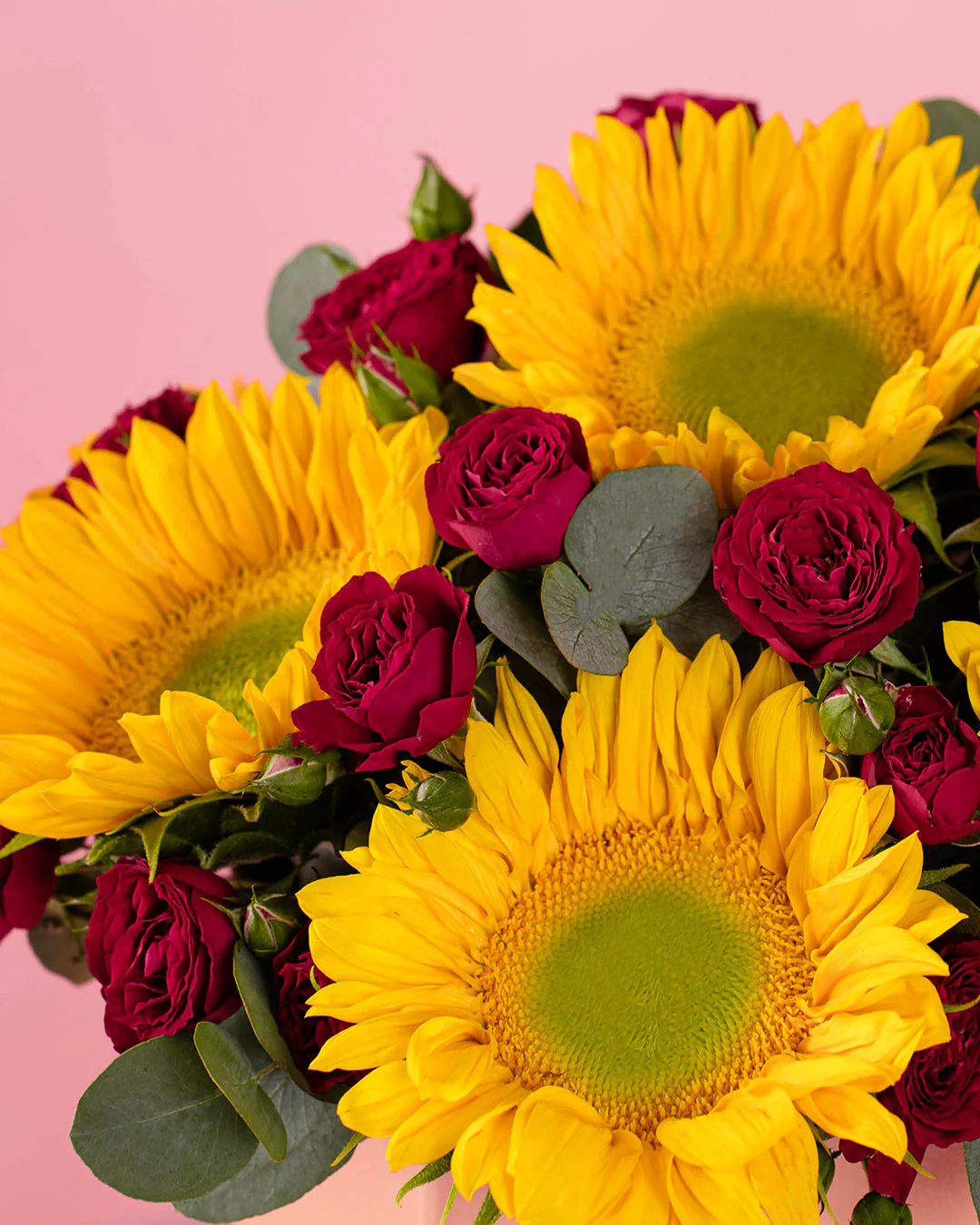 Zendaya Yellow Sunflower Flower Box - Image 5